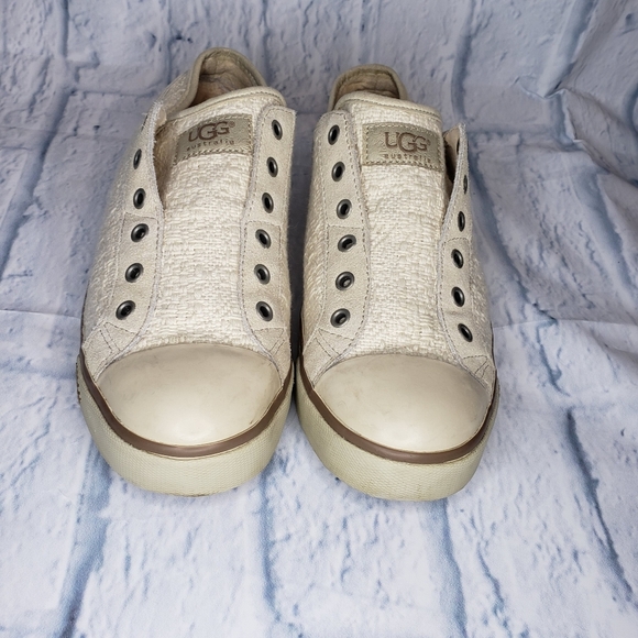 Ugg Laela heirloom slide on size 6 - Picture 1 of 10